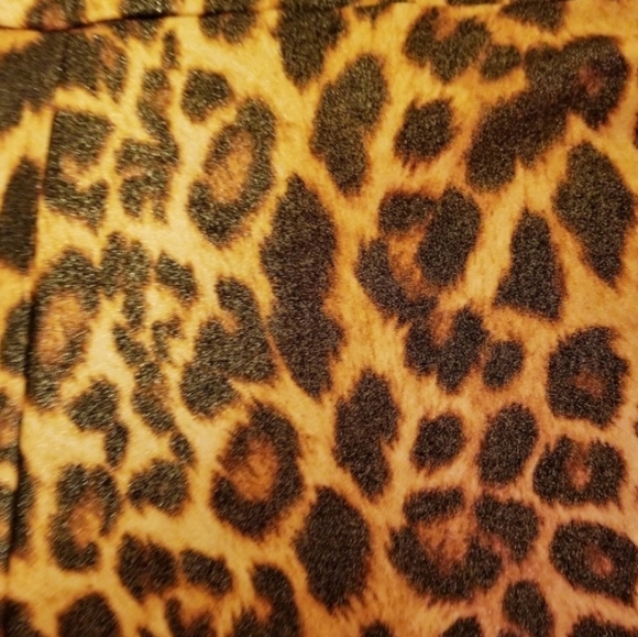 SOLD NWT LEOPARD PRINT STRAPPY JUMPSUIT - Picture 5 of 7